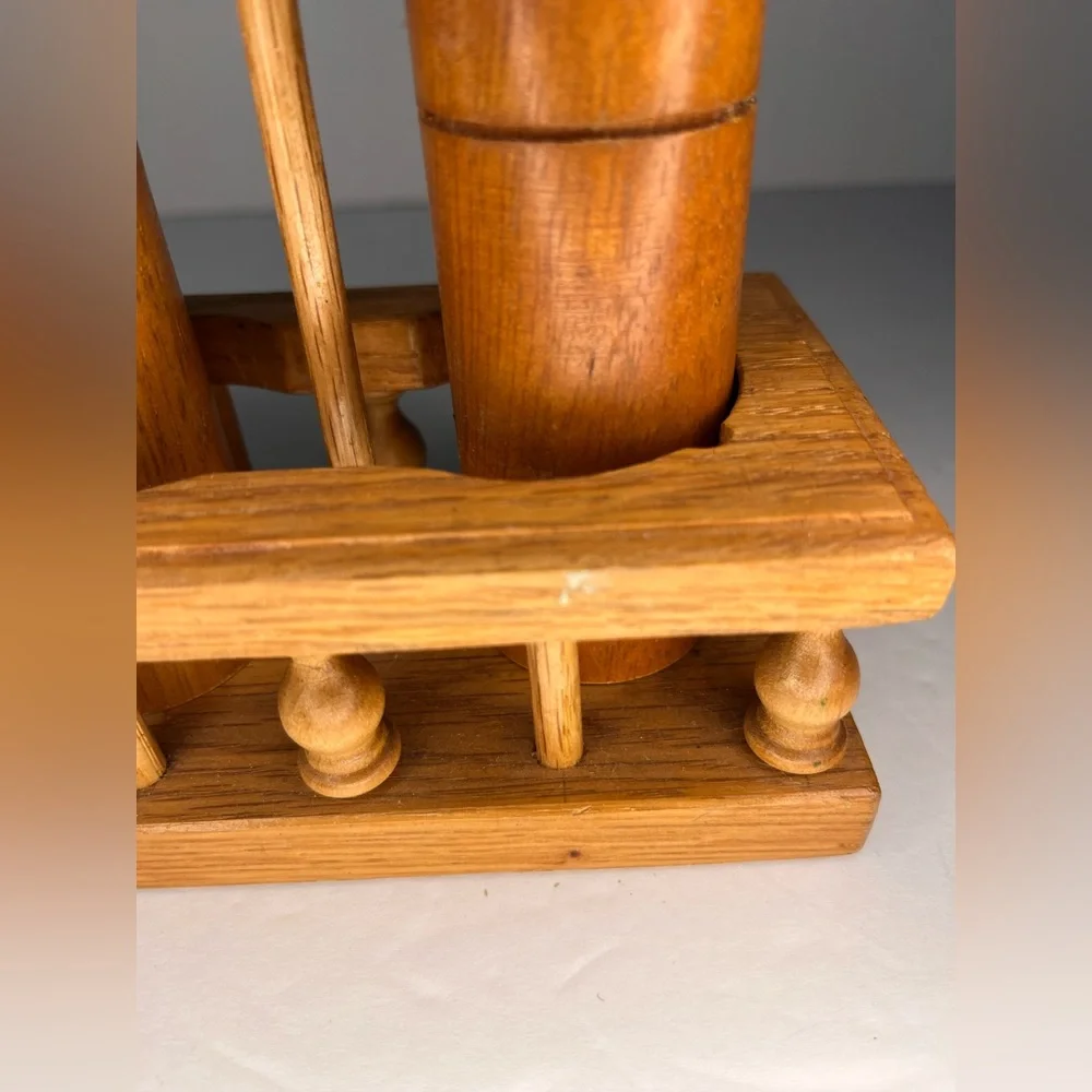 Vintage Wood Salt & Pepper Shaker Set with Holder Rubber Stoppers.‎